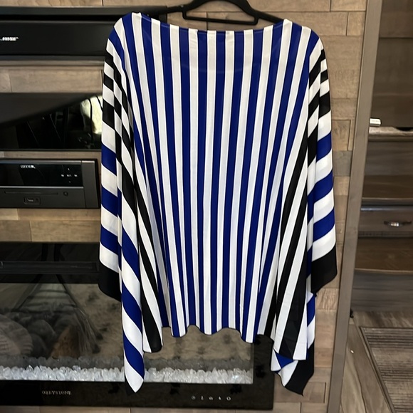 One Size Kimono top - Picture 4 of 5